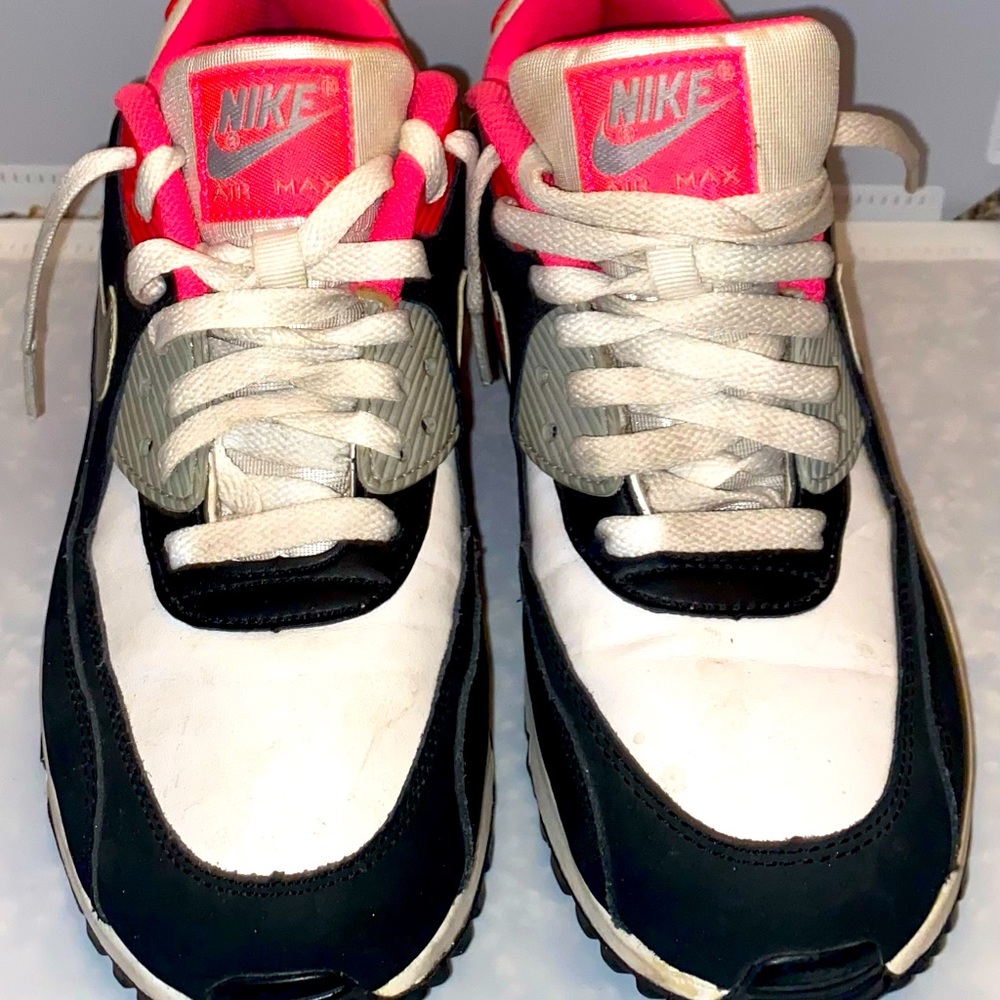 Pink and white air max 90s
